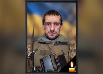 В Обухівській громаді попрощалися із Захисником Валерієм Кобзарем